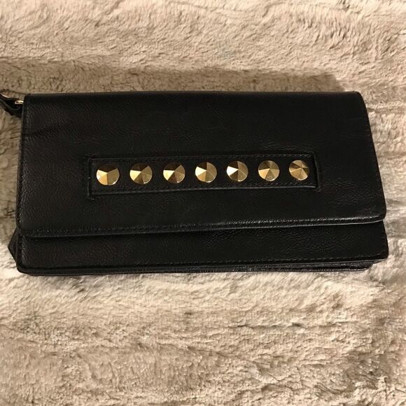 𝅺: : THE LIMIED Black Studded Clutch Wristlet : : - Picture 3 of 12